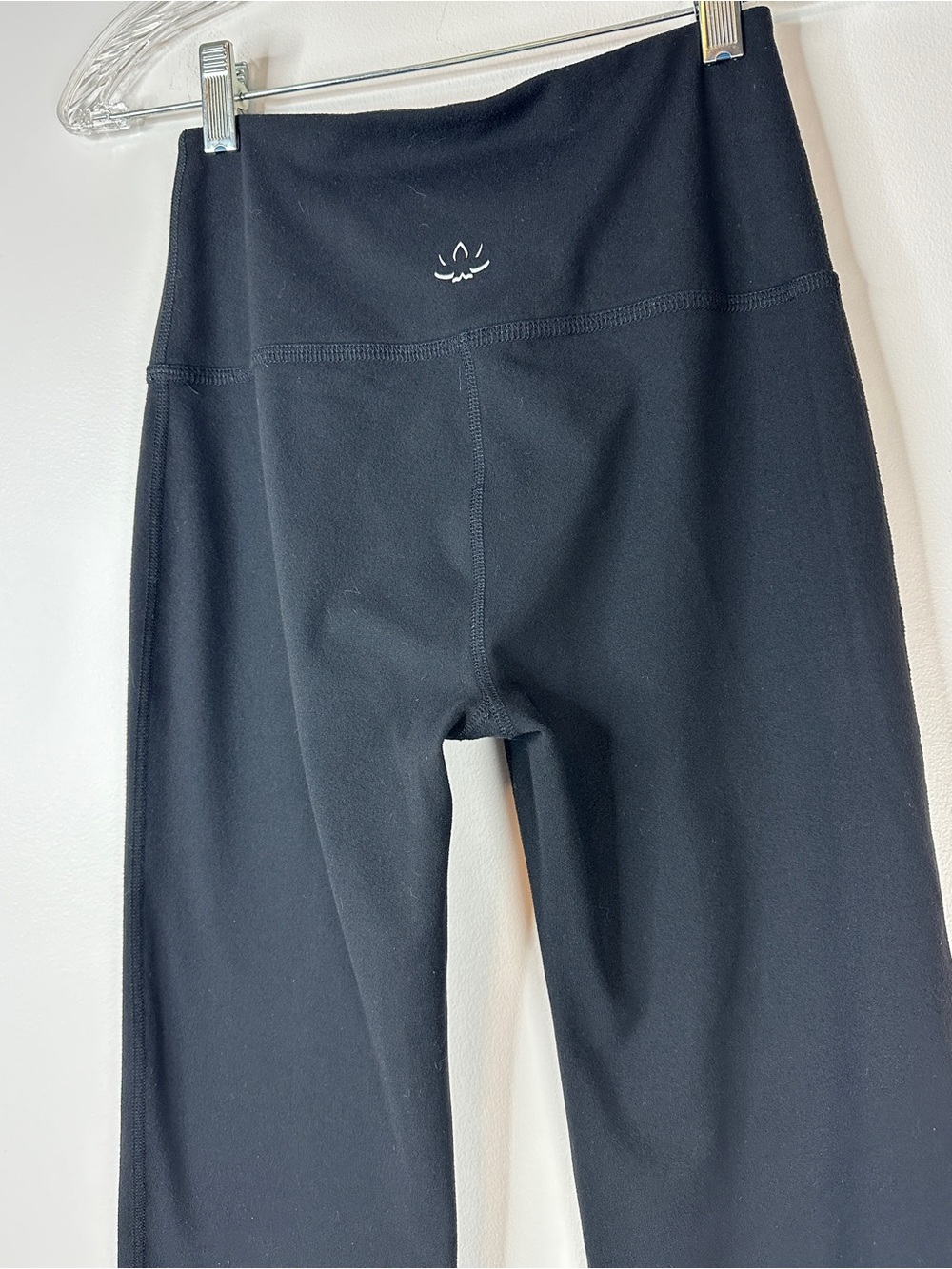 Beyond Yoga High Waisted Bootcut Legging Womens Size Medium M Pant - Picture 6 of 12
